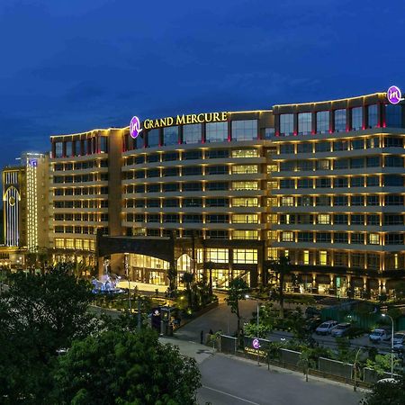 Grand Mercure Yangon Golden Empire Экстерьер фото