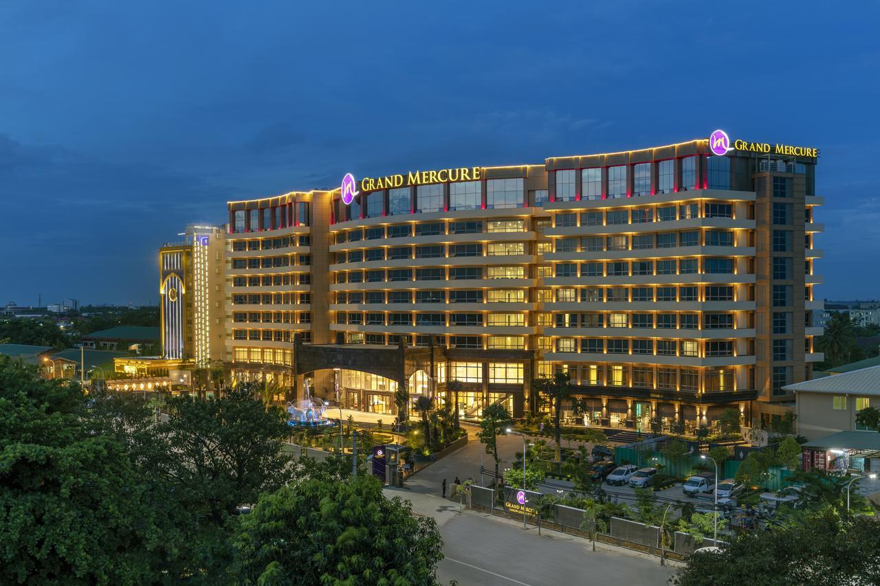 Grand Mercure Yangon Golden Empire Экстерьер фото