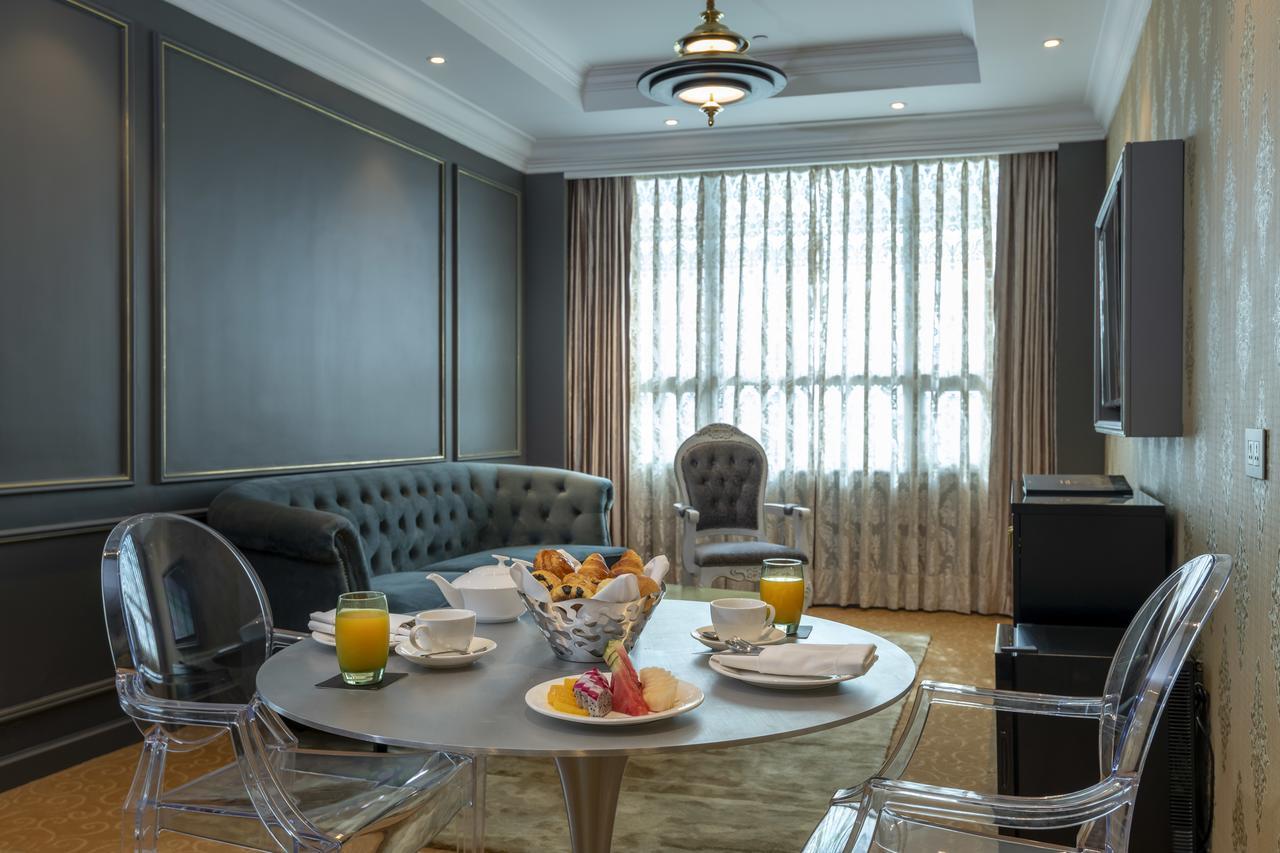 Grand Mercure Yangon Golden Empire Экстерьер фото