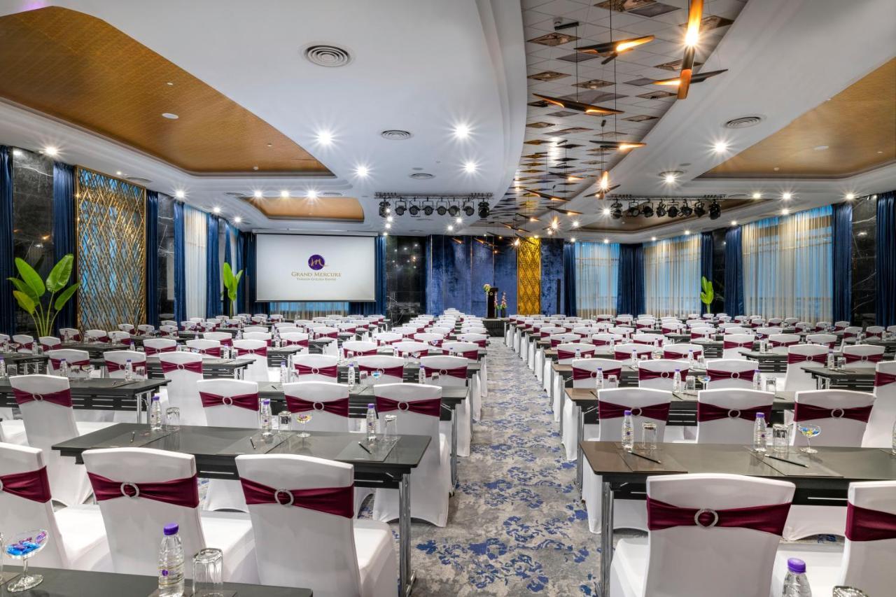 Grand Mercure Yangon Golden Empire Экстерьер фото