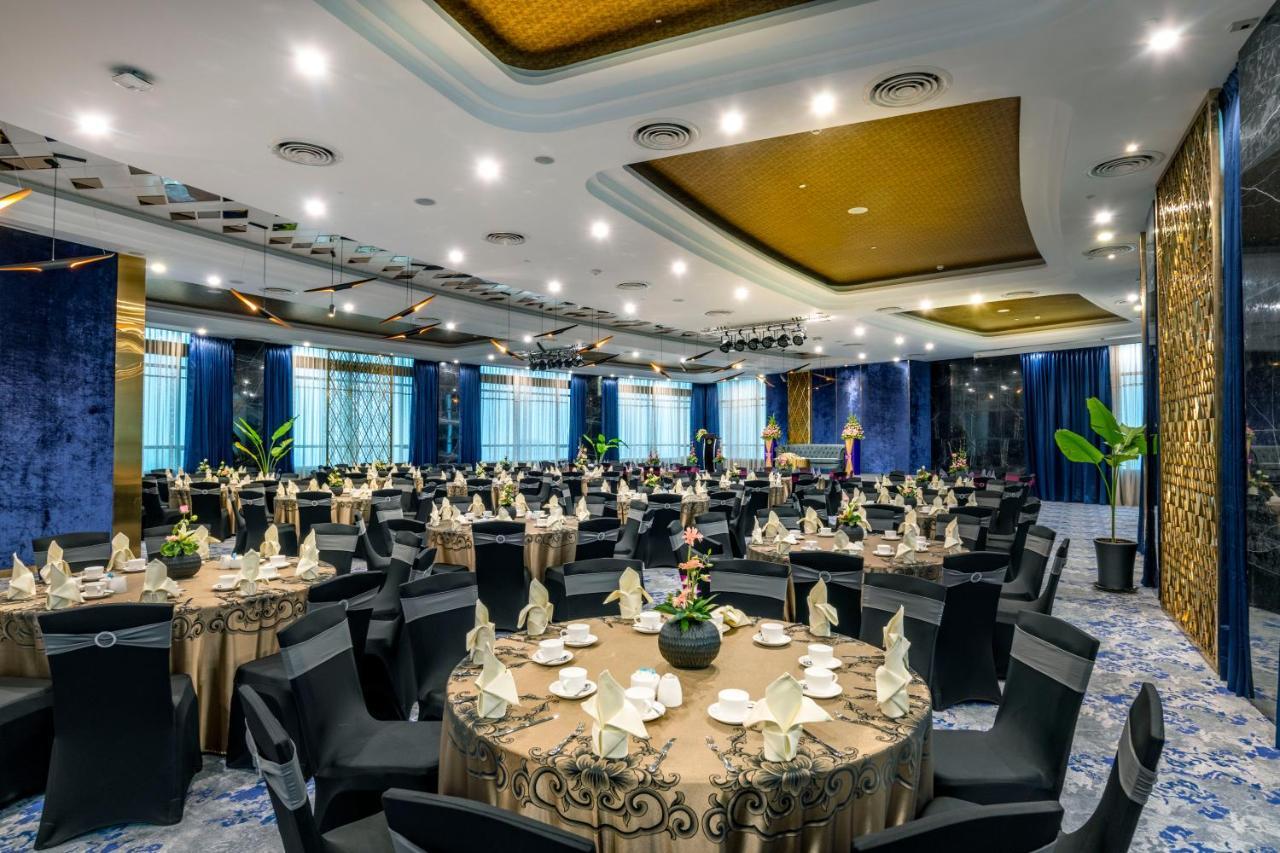 Grand Mercure Yangon Golden Empire Экстерьер фото