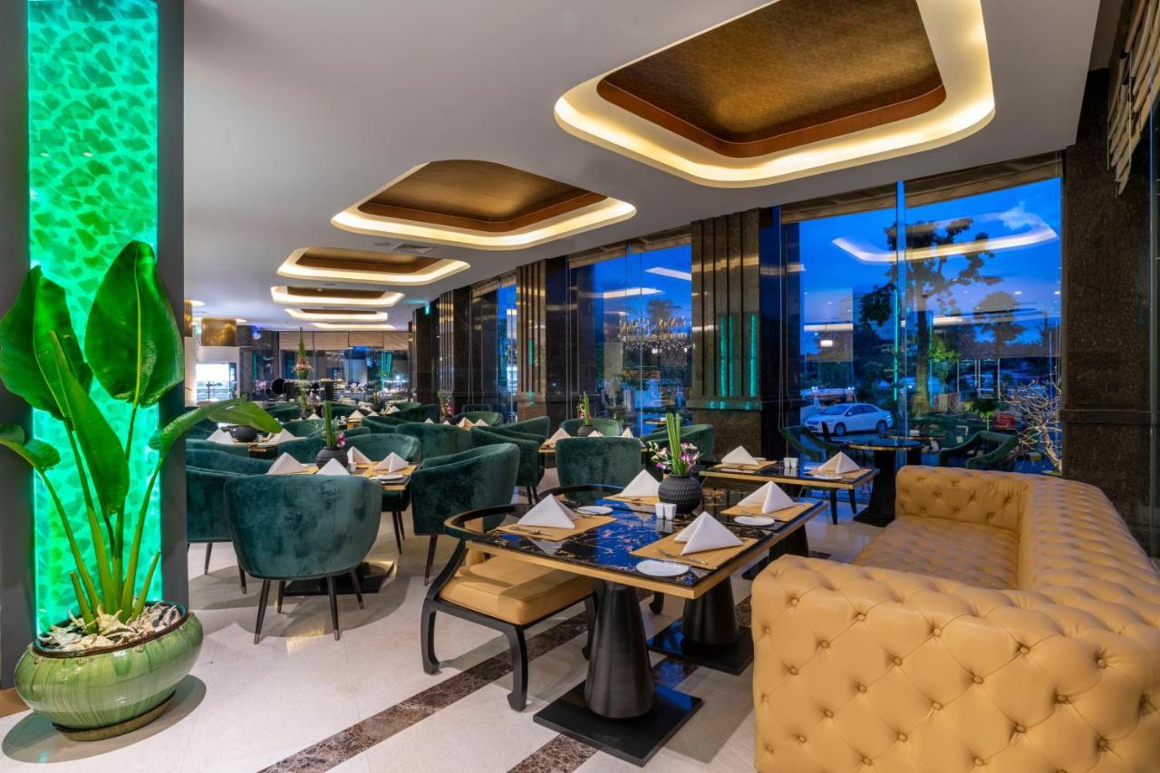 Grand Mercure Yangon Golden Empire Экстерьер фото