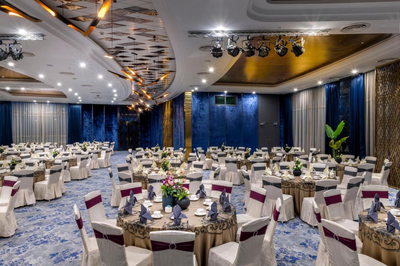 Grand Mercure Yangon Golden Empire Экстерьер фото