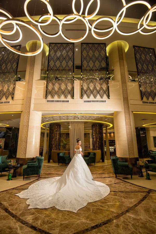 Grand Mercure Yangon Golden Empire Экстерьер фото